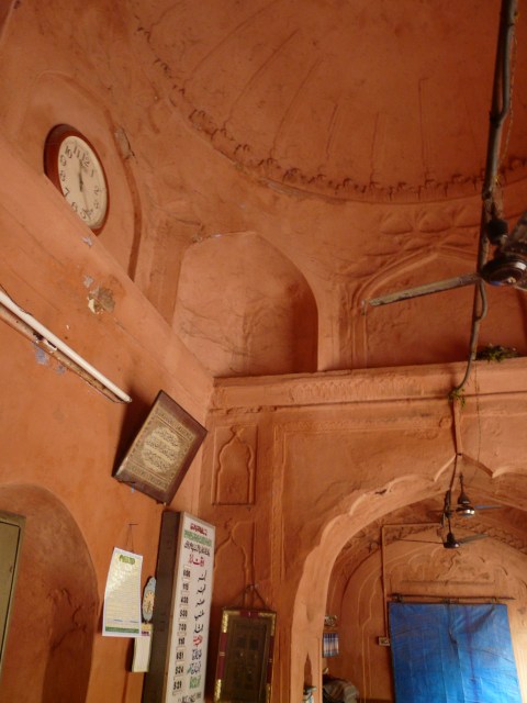 01 05 daryaganj mosques