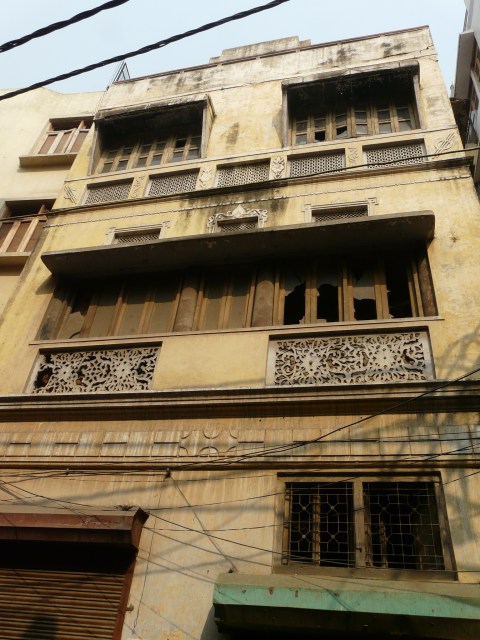 04 02 chitli qabr
