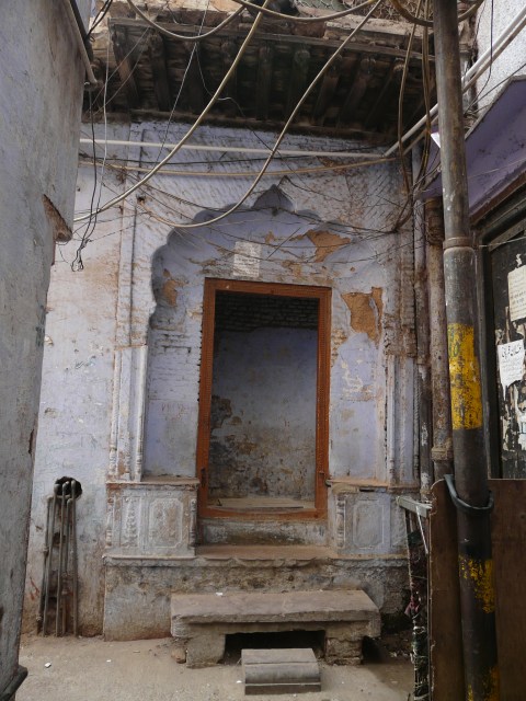 06 01 chitli qabr