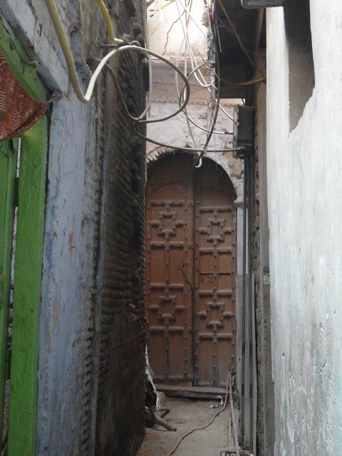 06 03 chitli qabr
