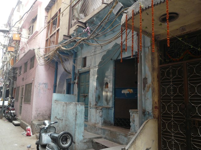 10 11 sita ram western