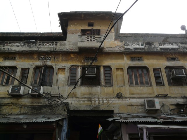 11 03 chawri bazaar