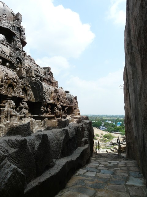kalugumalai 02 09