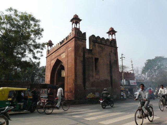 colonial agra 10 01