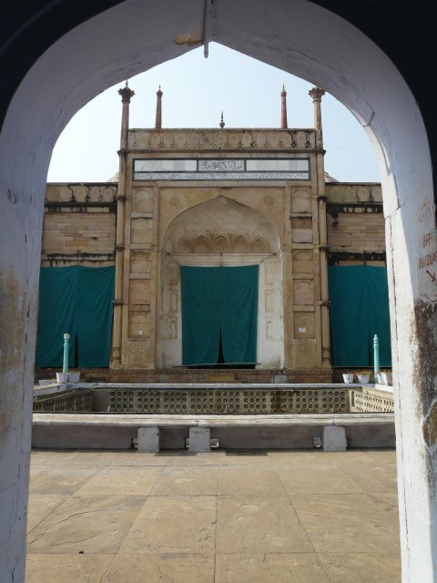 01 04 jami masjid