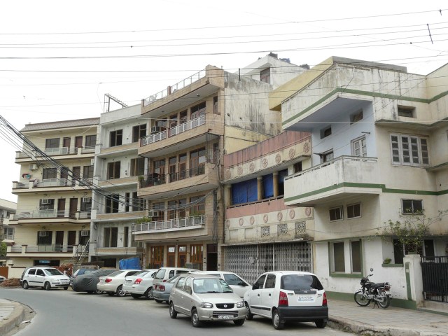roop nagar 01 01