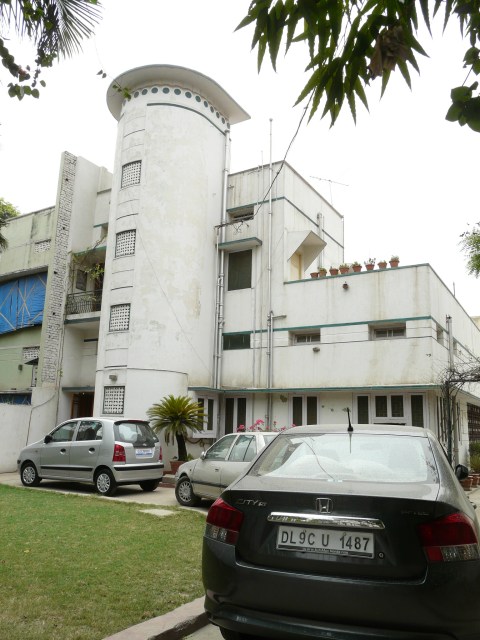 roop nagar 02 04