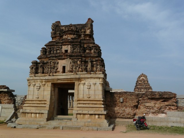 near queen bath 01 02