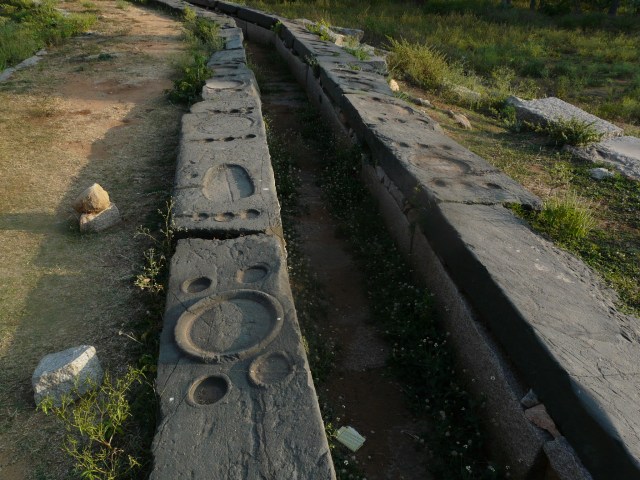 near queen bath 02 06