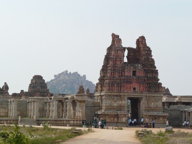 vitthala outside 01 03